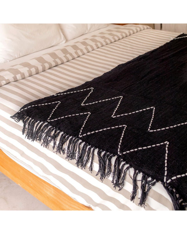 Boho Deken Zwart Handgeweven Katoenen Deken 140x200 cm LINGGAH Handgeweven van katoen